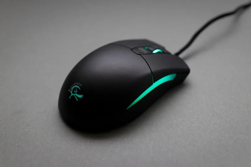 ducky secret m retro rgb gaming mouse